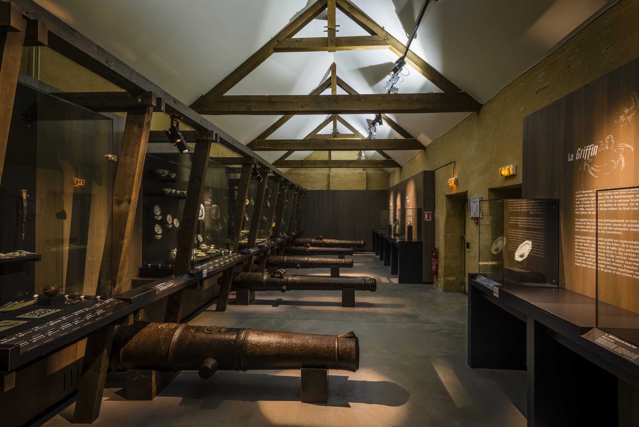 Canons musée de la marine, Port-Louis