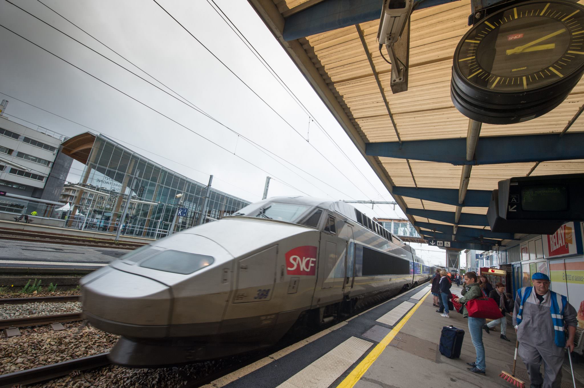 Gare Sncf De Lorient Trains Lorient Bretagne Sud