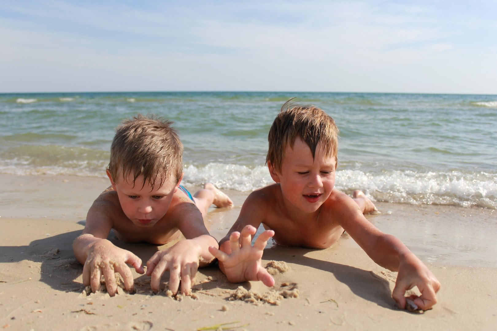 Trempette à la plage (Morbihan)