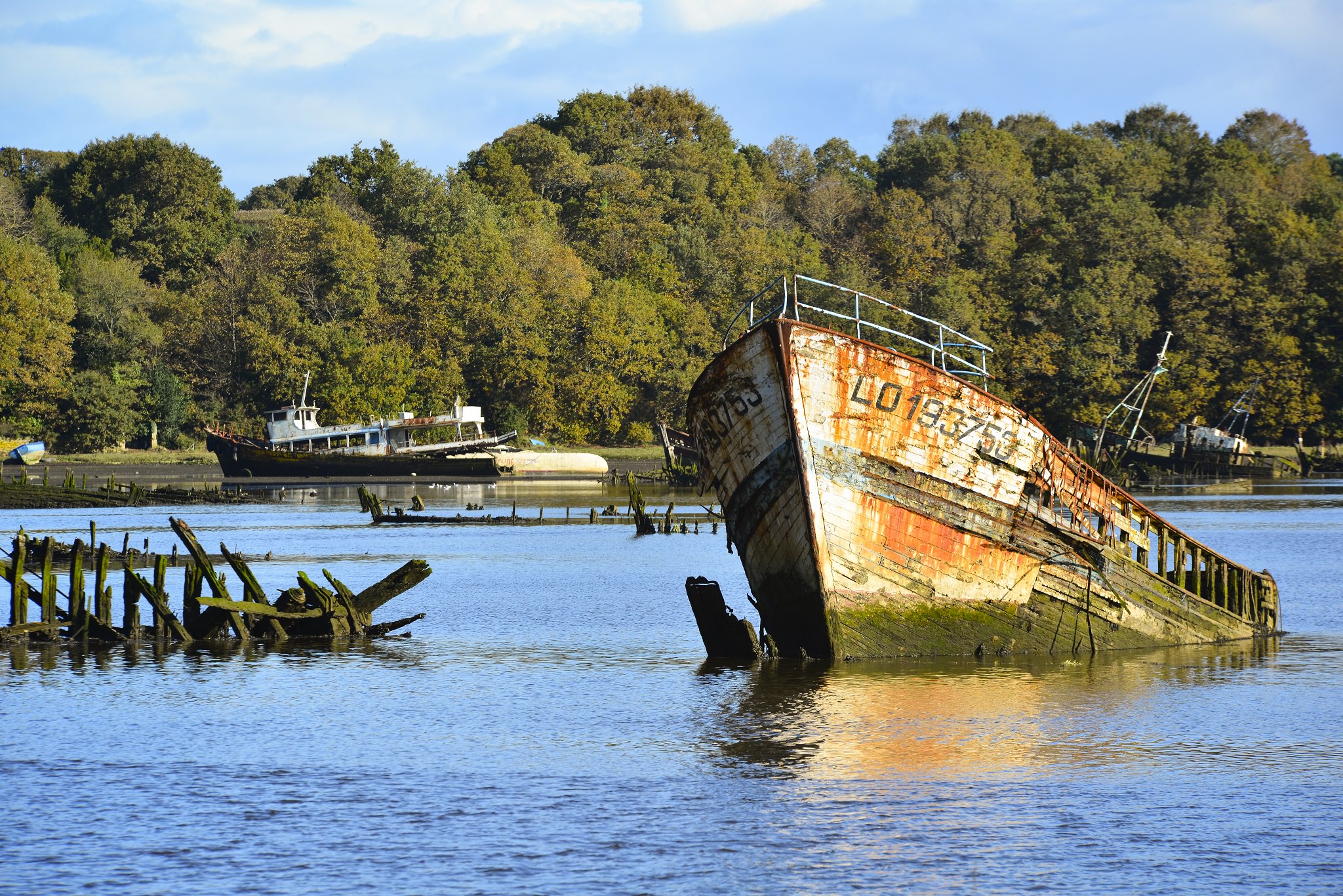 Cimetière de bateaux Kerhervy à Lanester (Morbihan)