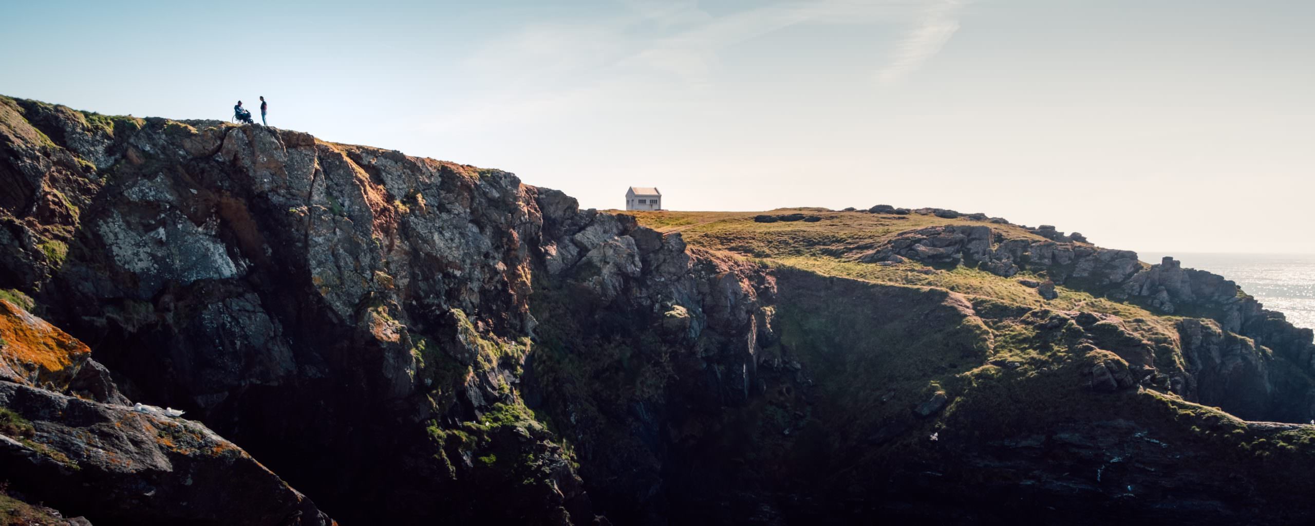 Balade PMR sur Pen-Men, côte sauvage de l'île de Groix (Morbihan)