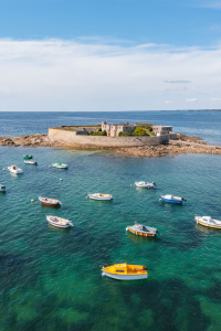 Le Fort-Bloqué (Keragan) à marée haute, à Ploemeur - Guidel (Morbihan)