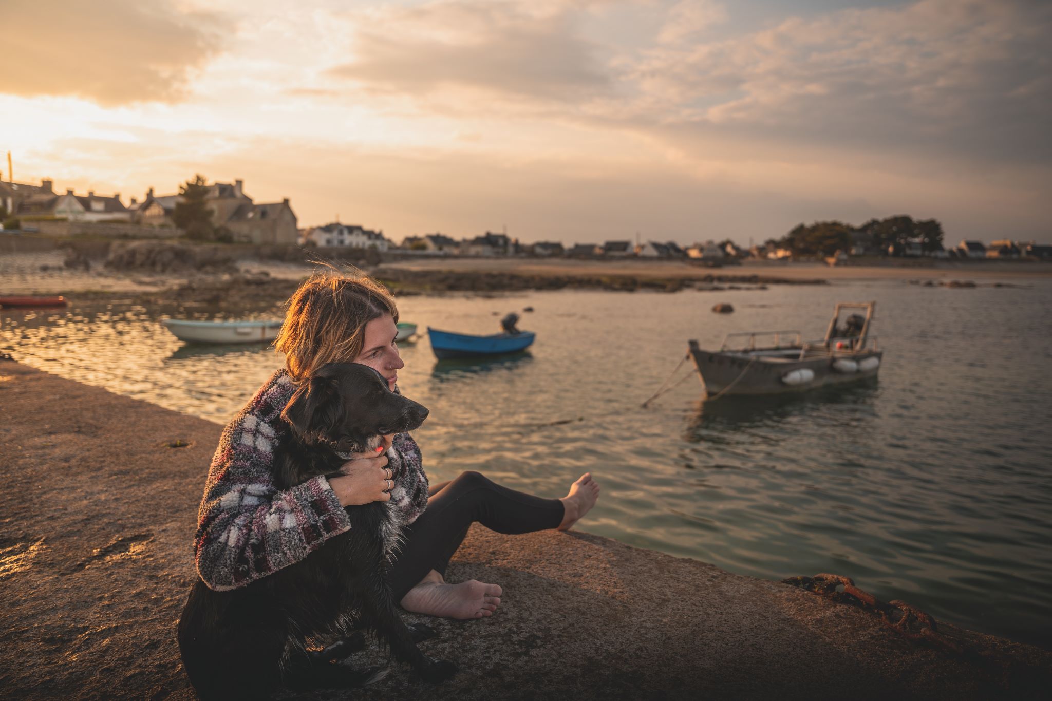 Lever de soleil pendant une balade avec son chien à Gâvres (Morbihan)