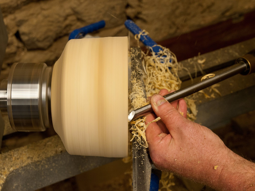 Atelier, cours et stage créatif de tournage sur bois à Lorient Bretagne Sud (Morbihan)