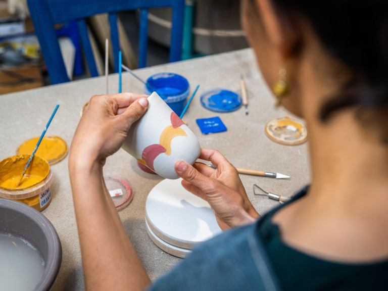 Café céramique, ateliers de décoration et de peinture sur céramique à Lorient Bretagne Sud (Morbihan)