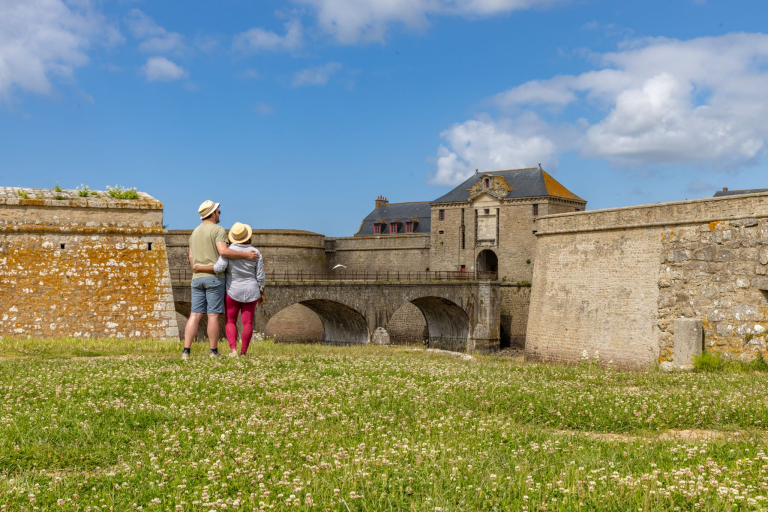 Visite de la Citadelle de Port-Louis en couple, à deux (Morbihan)