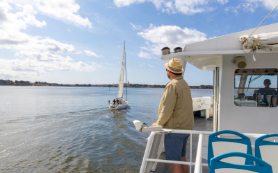 Bateau-bus sur la rade, transports en commun de Lorient (Morbihan)