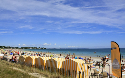 Cabines à la plage de Légenèse à Carnac (Morbihan)