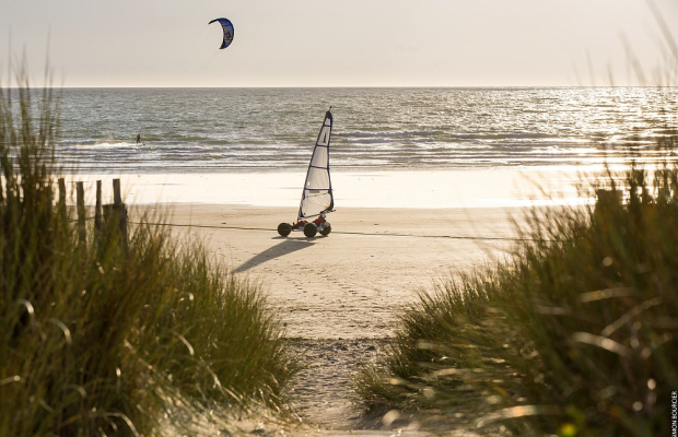 Kite-surf et char à voile à Guidel Plages (Morbihan)