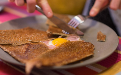 Une complète (jambon, oeuf, fromage), oeuf miroir