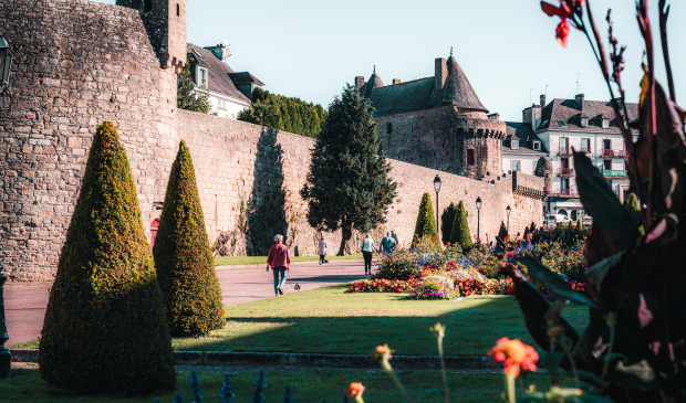 Jardins et Les remparts de la ville d'Hennebont