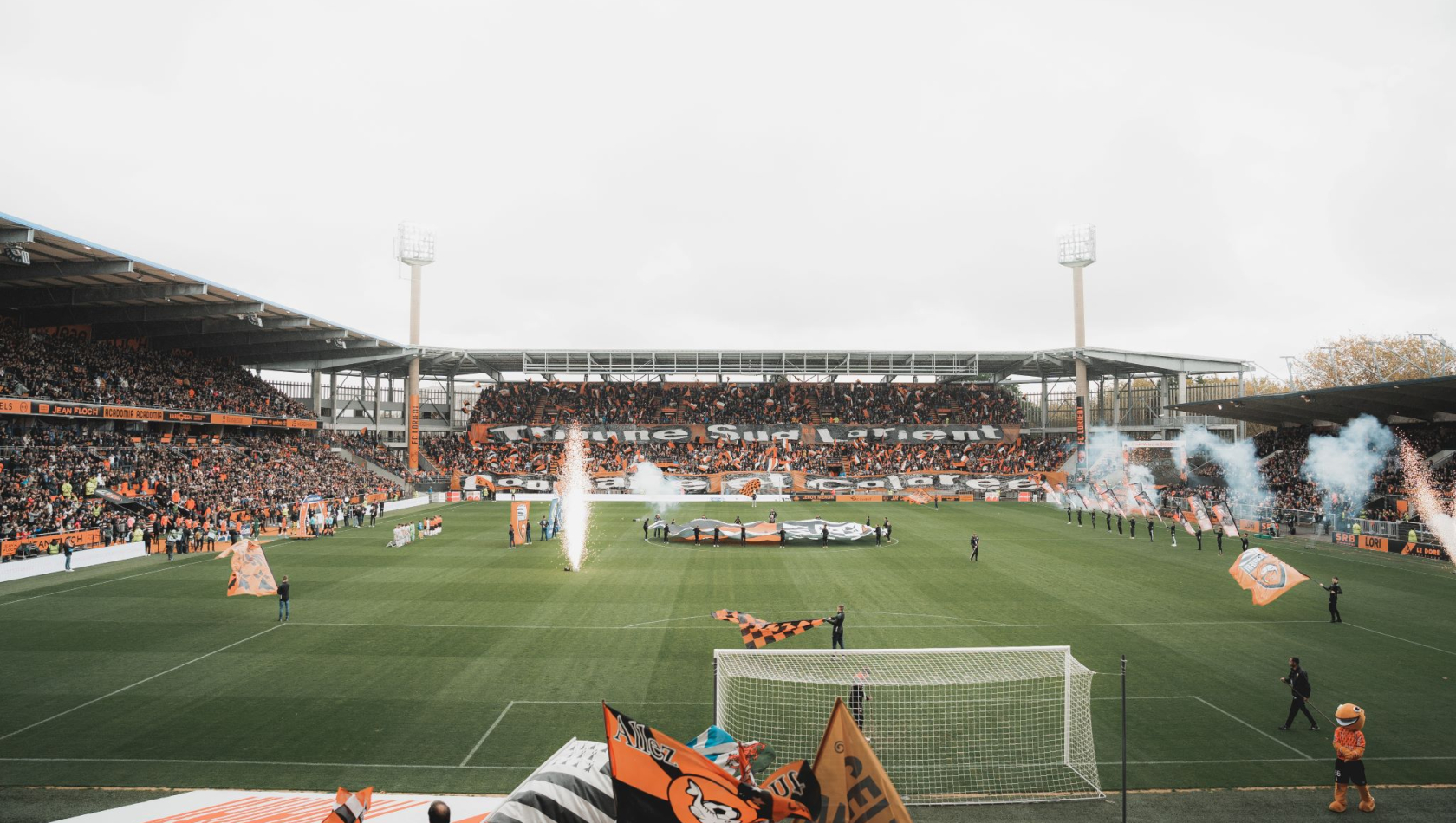 Match de foot du FC Lorient au stade du Moustoir à Lorient (Morbihan)