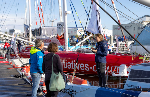 Skippers aux pontons de Lorient La Base pendant le village de course The Transat CIC (Morbihan)