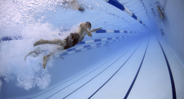 Nageur en piscine